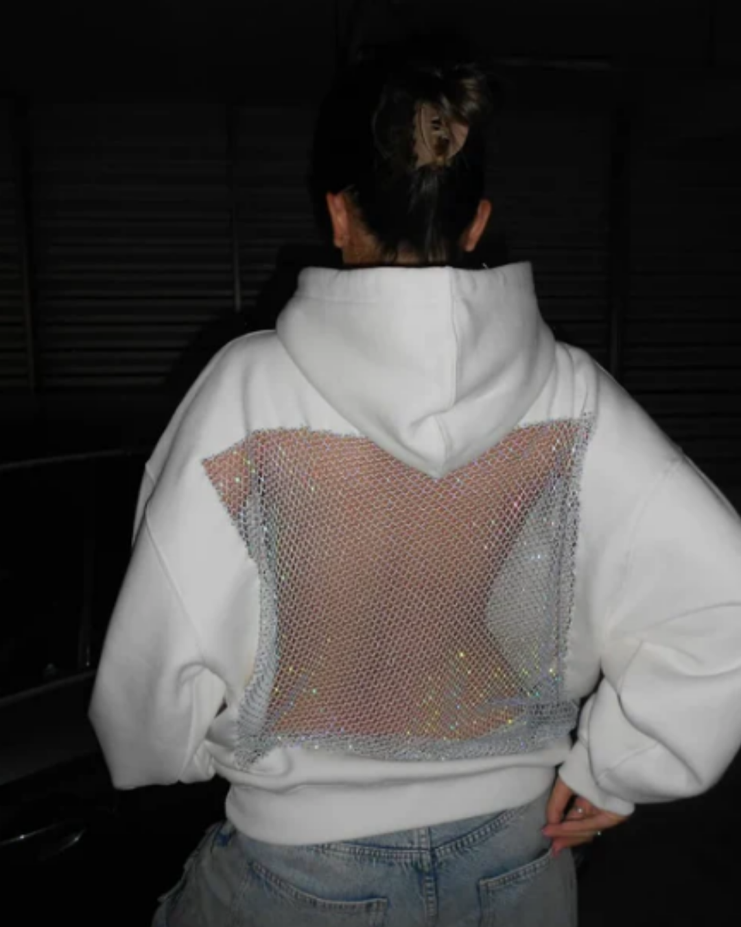 Kristal Sırtlı Fileli Kapüşonlu Sweatshirt